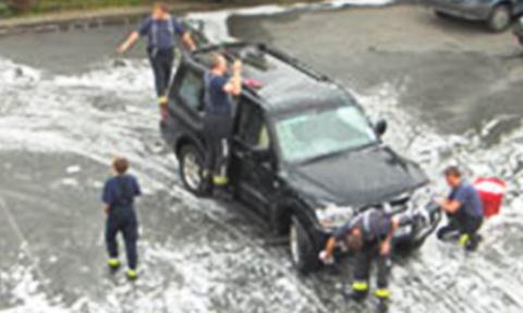 Nantwich firemen car wash