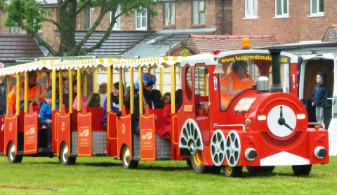 Willaston Jubilee and Rose Queen Fete - land train