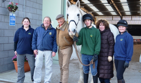 Monty Roberts and Kelly Marks with Rebecca Glassford, Steve Roach, students Josh Britton and Alex Jefferies