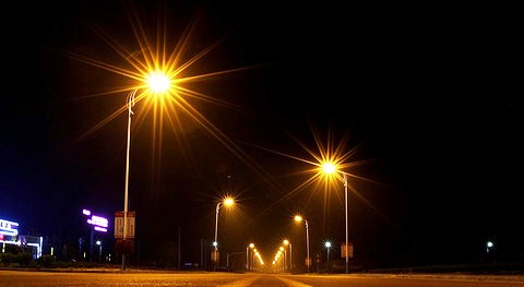 street lighting (pic by Cokabug)