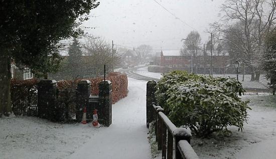 Snowy scenes in Wistaston (pic by Mike Turnbull)