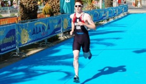 Wistaston teenager scoops medal at European Triathlon Championships