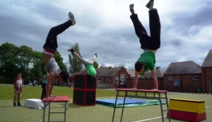 Nantwich Freerunners wow crowds at Wyche Primary School fair