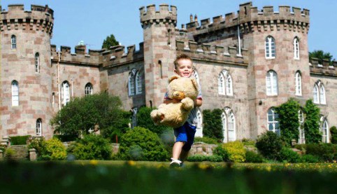 teddy bears picnic, cholmondeley castle