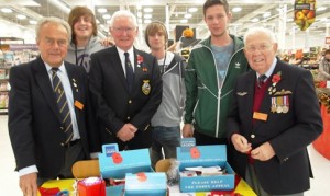 Students join veterans to sell poppies in Nantwich store