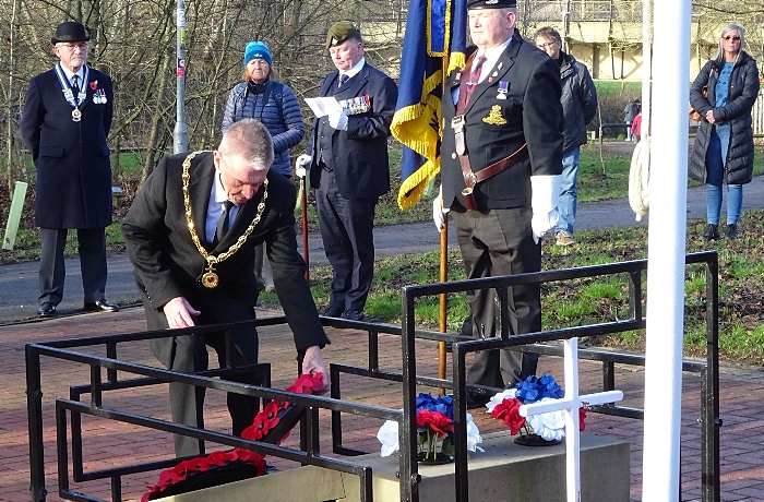 Stuart Bostock - Mayor of Nantwich Councillor lays wreath (1)