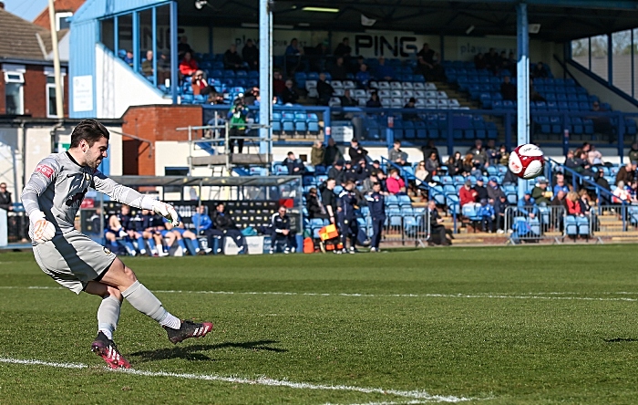 First-half - Gainsborough keeper Matt Yates (1)