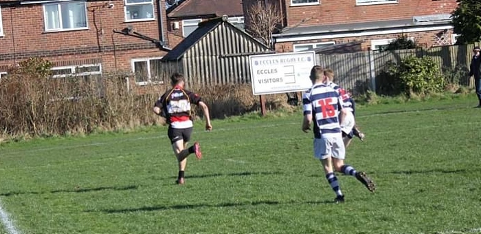 Kohl on his way to final try v Eccles