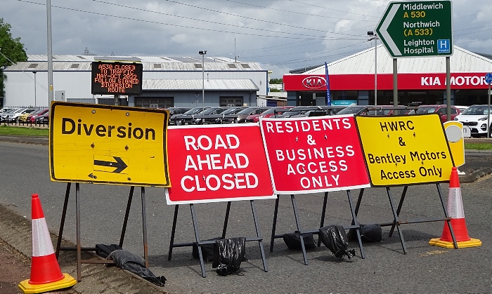 Diversion-road ahead closed signage at Marshfield Bank in Crewe (1)