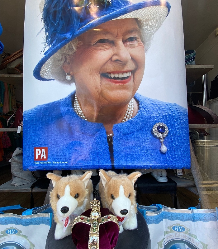 Portrait of the Queen with corgis and crown at Mia Boutique on Hospital Street (1)