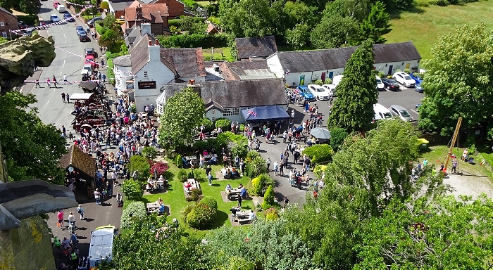 The Swan Inn hosted a display of steam traction engines, vintage cars and high striker strongman game (1)