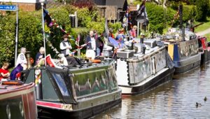 Roving Canal Traders to stage floating market in Nantwich