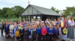 Calveley Primary Academy unveils new outdoor classroom