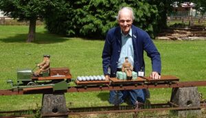 Nantwich model-maker builds WW1 Model T “Crewe Tractor”
