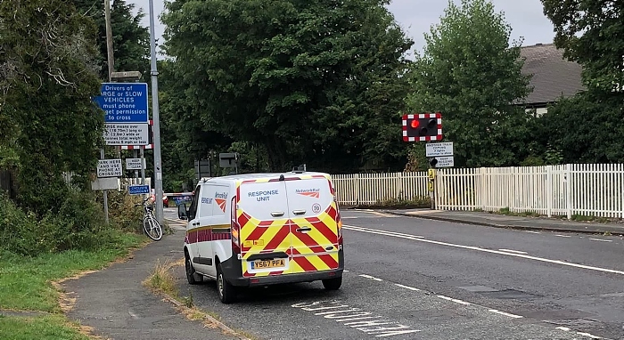 pic of level crossing newcastle road