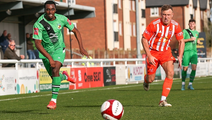 First-half - Curtis Morrison eyes the ball for the Dabbers (1)