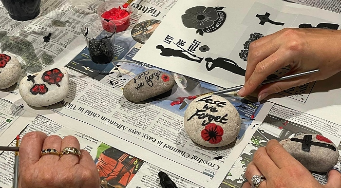 Members of Wistaston Swans WI producing the Poppy pebbles (2) (1)