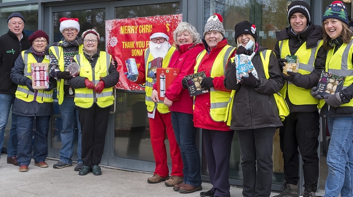 Smiling faces of Food Festival and Foodbank Volunteers at December 2021 Drop-off & Go event (1)