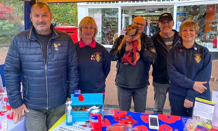 Poppy - Nantwich RBL volunteers sell poppies on Nantwich town square (1) (1)