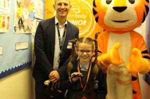 Everybody presents Junior Awards to South Cheshire youngsters