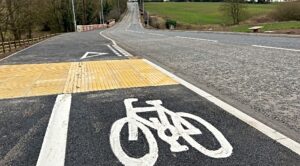 Cycle path signage on new Middlewich Road (1)