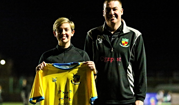 Megan Rowley with Dan Mellor, Manager, Nantwich Town Ladies FC (1)
