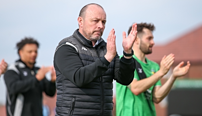 Full-time - Dabbers manager Paul Carden thanks the fans (1)