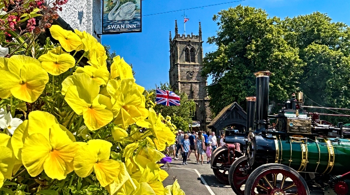 Flowers and steam traction engines outside The Swan Inn (1)