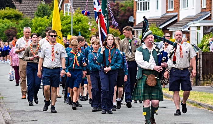 Procession led by Scottish Piper Reg Flower (1)