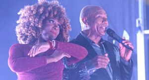 Roy G Hemmings (right) on lead vocals with his The Dictionary of Soul (5) (1)