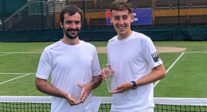 l-r Charlie Robinson and George Raiswell after their Wimbledon victory (1)