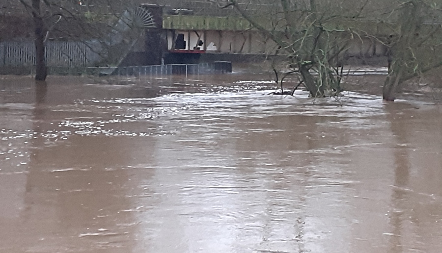 River Weaver flood warnings Jan 3