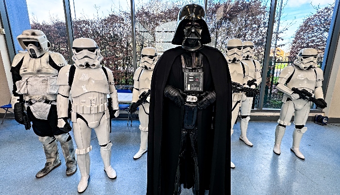 UK Garrison Star Wars characters patrol the event (1)