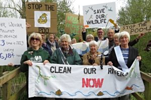 WI groups join councillor to highlight River Weaver problems in Nantwich