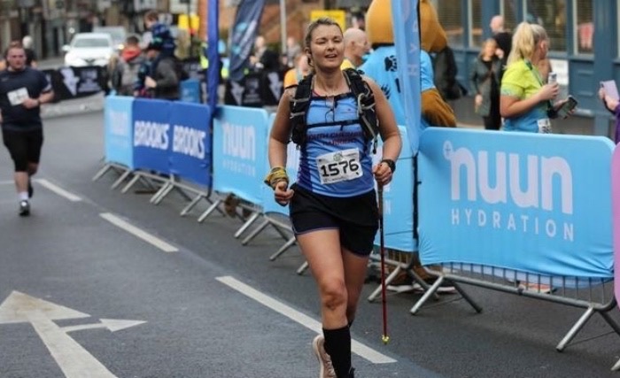 Sian Fern - Harriers member running London Marathon
