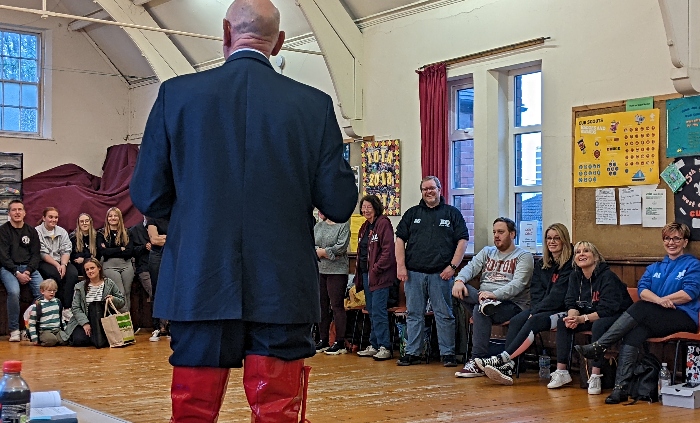 REVIEW: “Kinky Boots” by Crewe Amateur Musicals Society