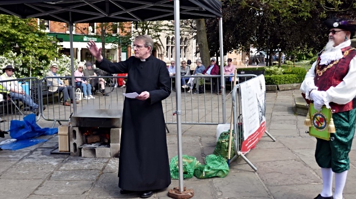 salt-making - Revd Dr Mark Hart blesses the brine as the Town Crier looks on