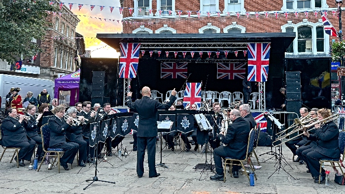 Cheshire Police Band perform on the town square (1) (1)