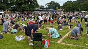 Competitors get wiggle on at Worm Championships in Willaston