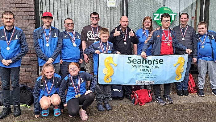Members of Seahorse SC with their medals at Sale Leisure Centre (1)