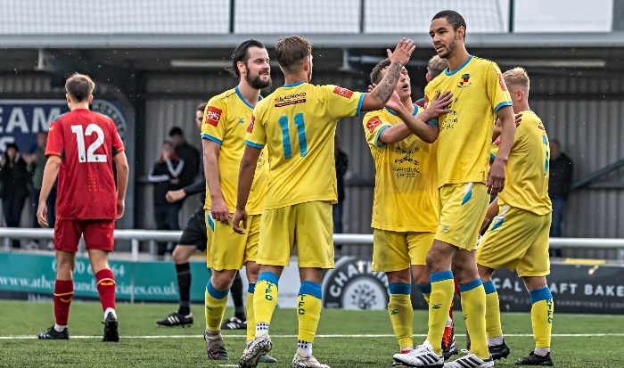 Players celebrate Byron Harrison penalty