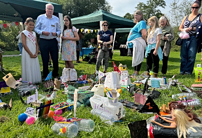 Judging of Best designed children's model boat