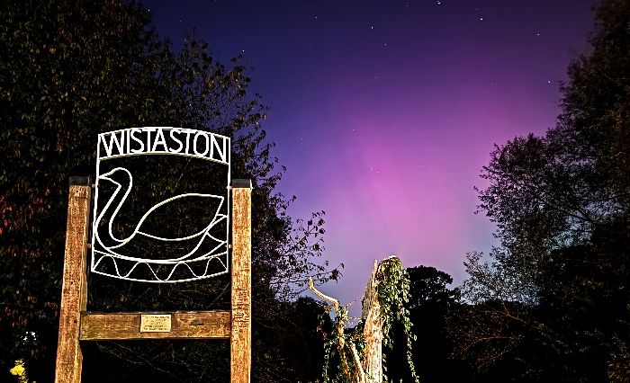 Northern Lights viewed from the Wistaston sign on Church Lane (1)