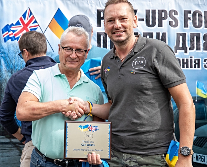 Carl Oakes earns Ukraine certificate for volunteer work