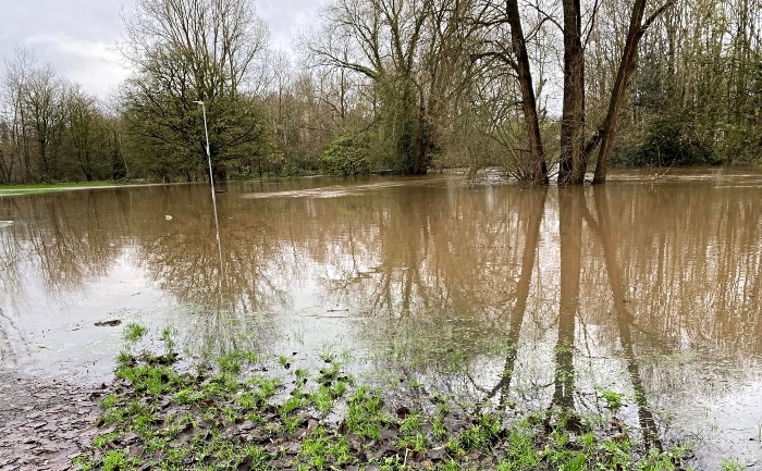 River Weaver Flood Warnings November 25 - 1