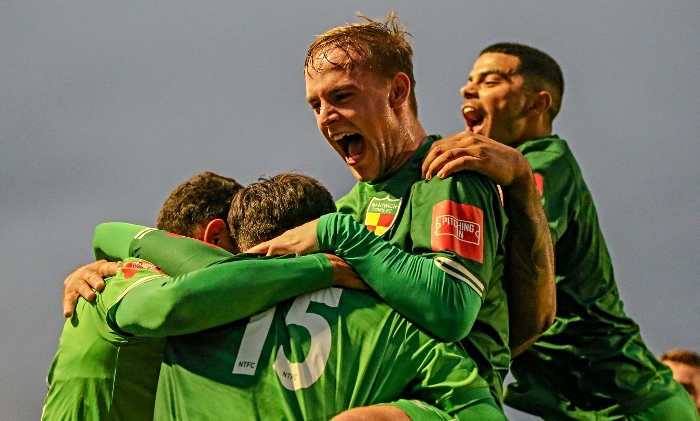 Second-half - second Dabbers goal - players celebrate together (1)