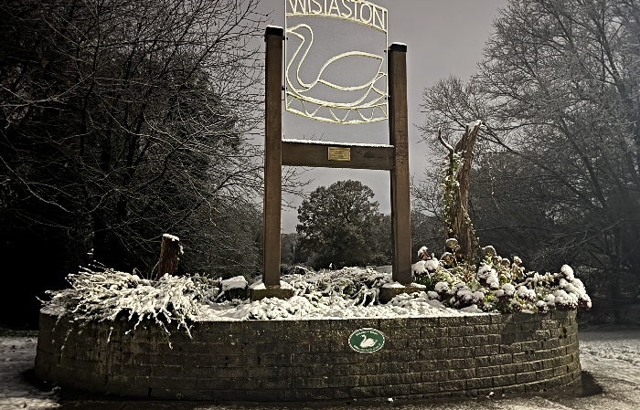 Wistaston sign in the snow (1)