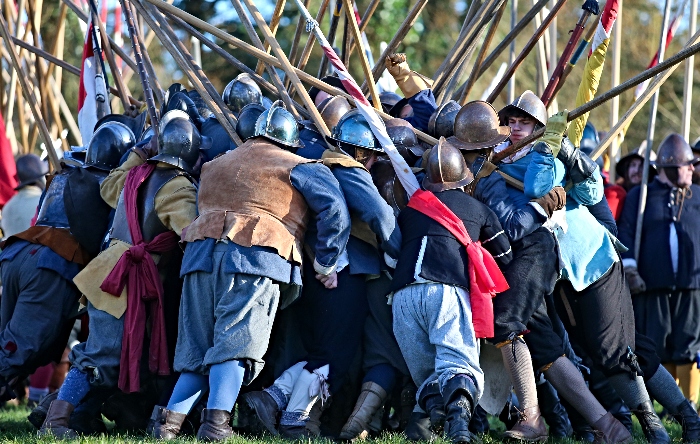 Opposing Pikemen clash on Mill Island (2) (1)