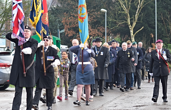 Parade proceeds to Airman's Grave