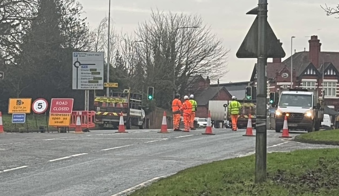 roadworks - road closure waterlode in nantwich